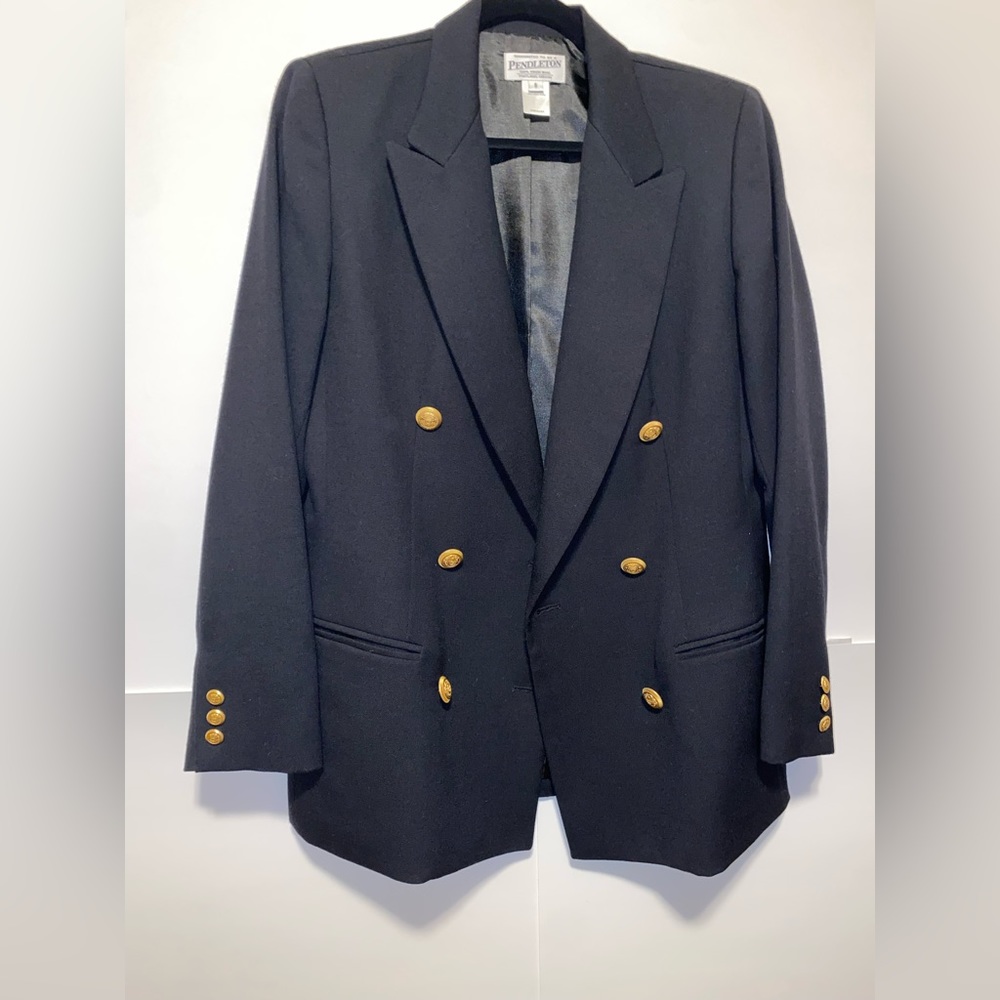 Strickly Business Pendleton